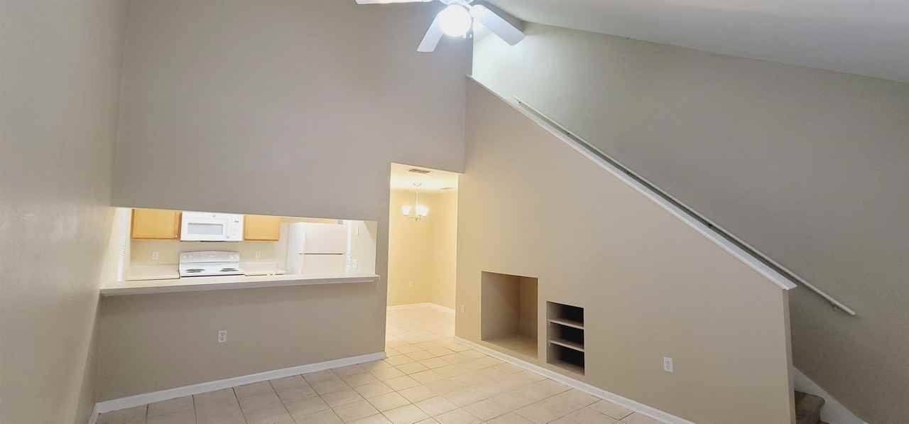 2740 W Tharpe St Apt 601 - Photo 3 of 26