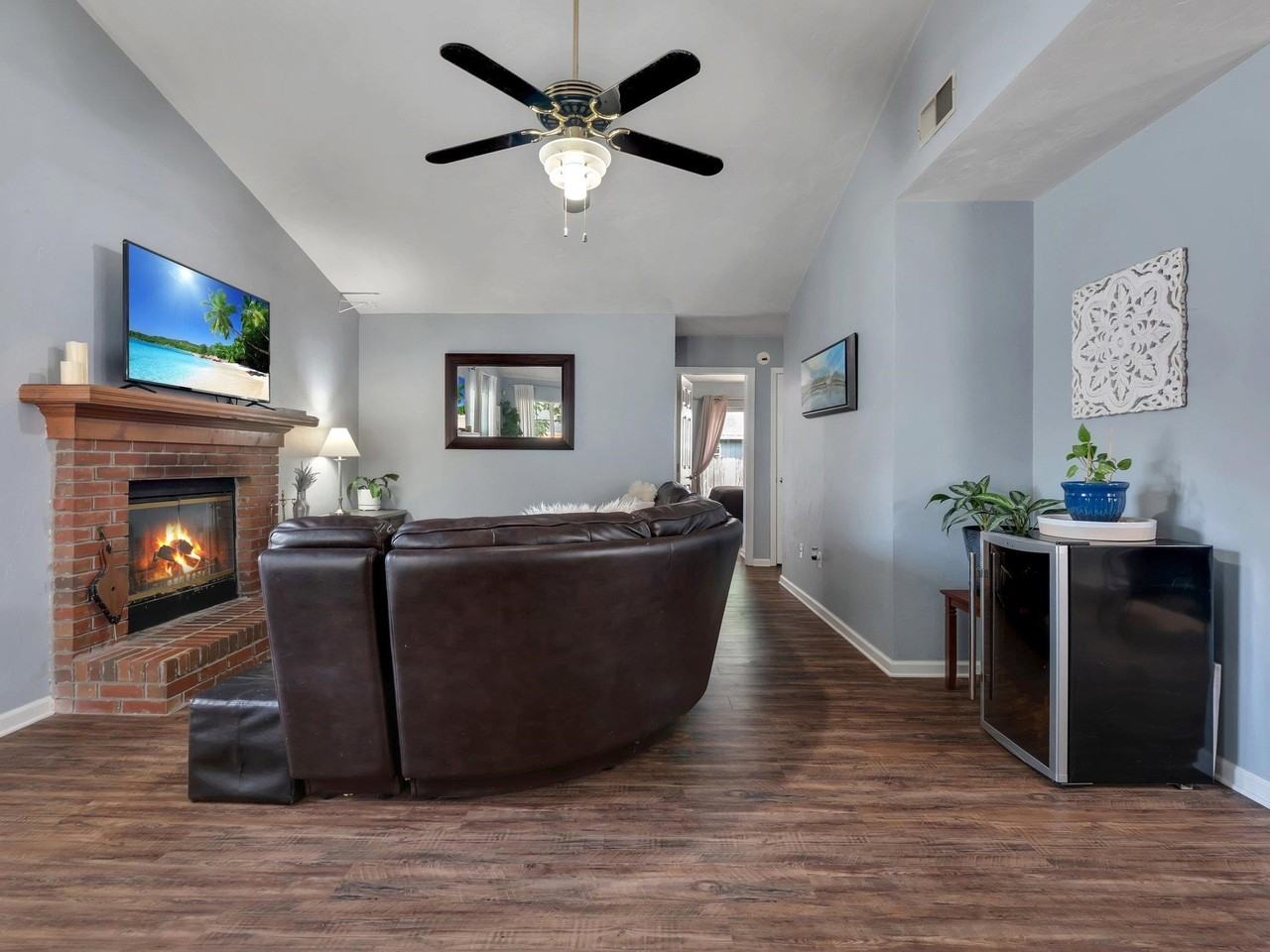 1572 Cinnamon Bear Cir - Photo 5 of 37