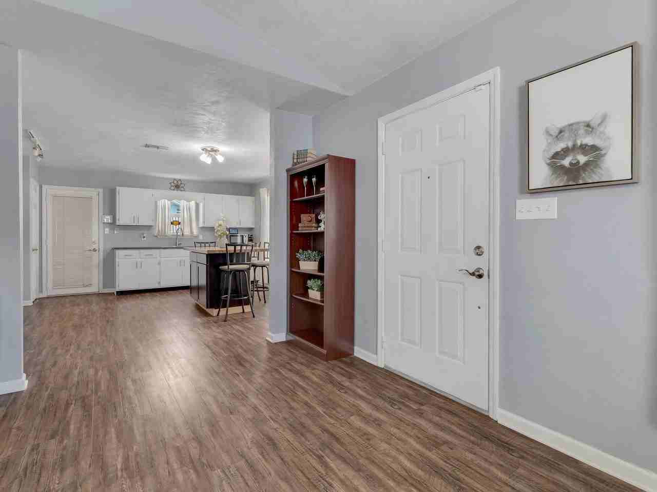 1572 Cinnamon Bear Cir - Photo 7 of 37