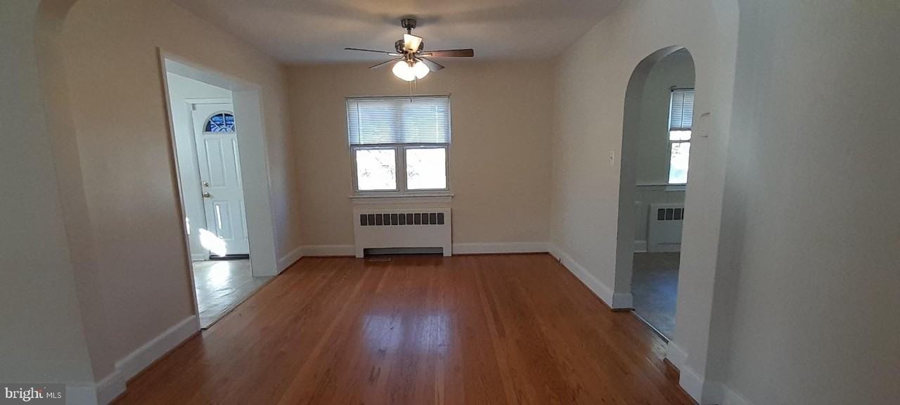 6731 Edwards Ave - Photo 6 of 24