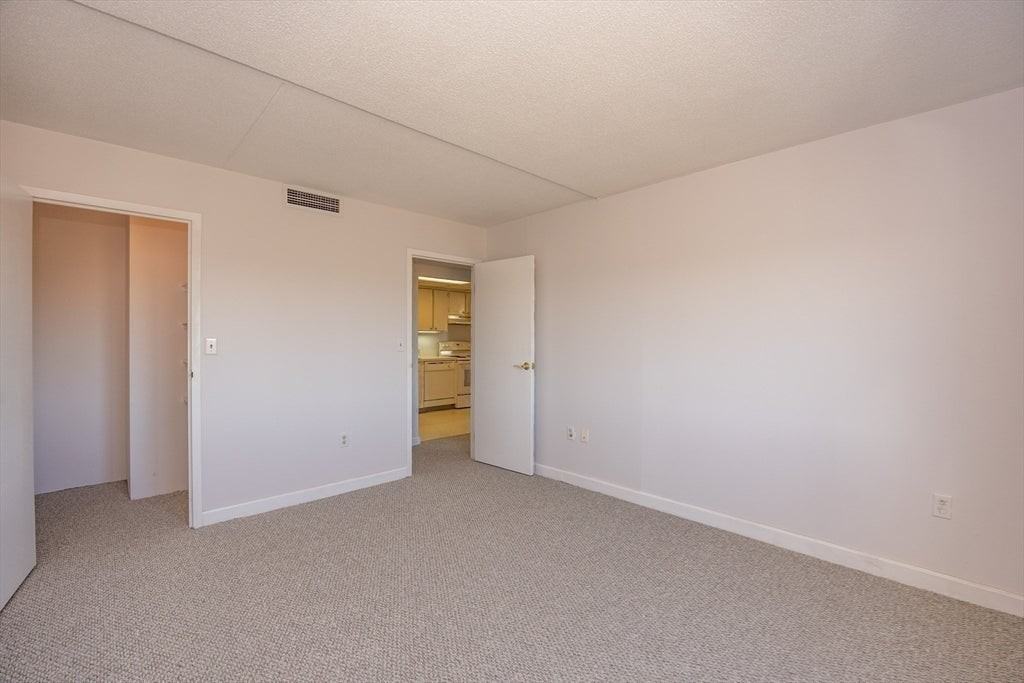 73 Broad Reach - Photo 6 of 31