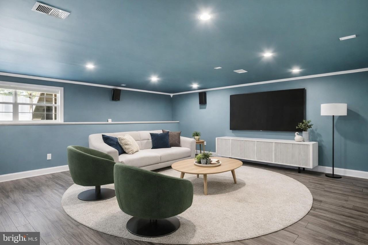 206 Shields Ct - Photo 5 of 38