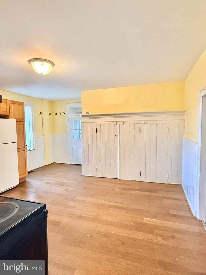 2196 Limekiln Rd - Photo 4 of 36