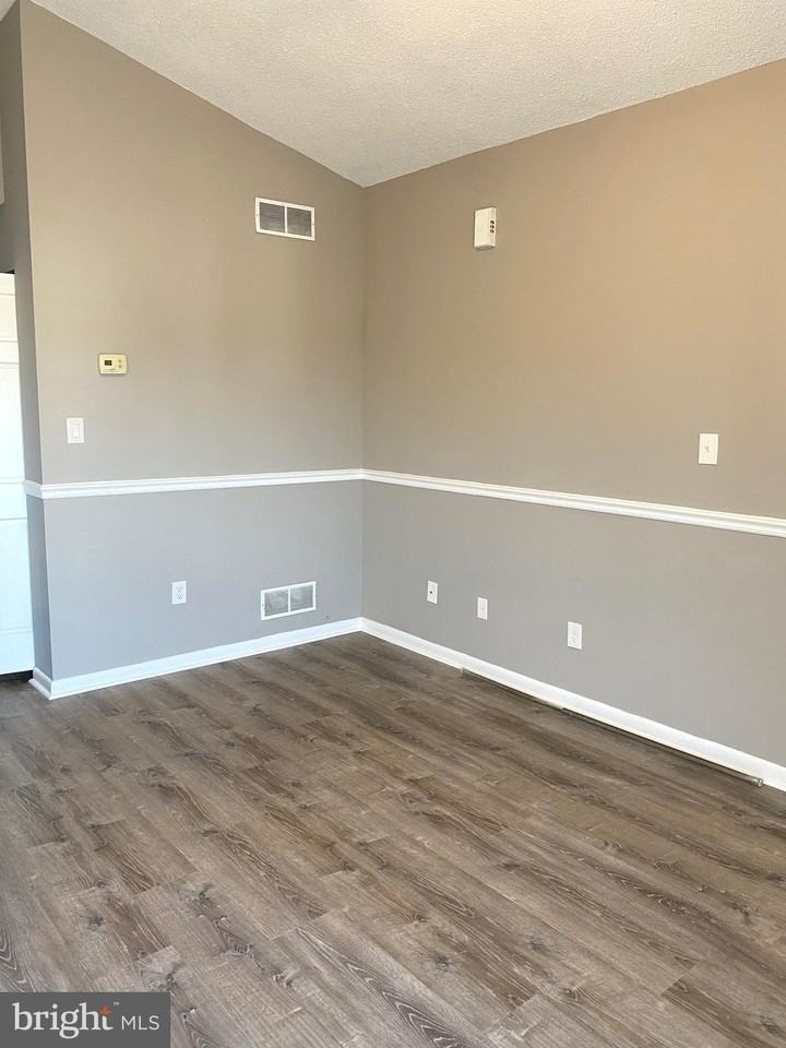 478 E Main St Unit 480 - Photo 5 of 8