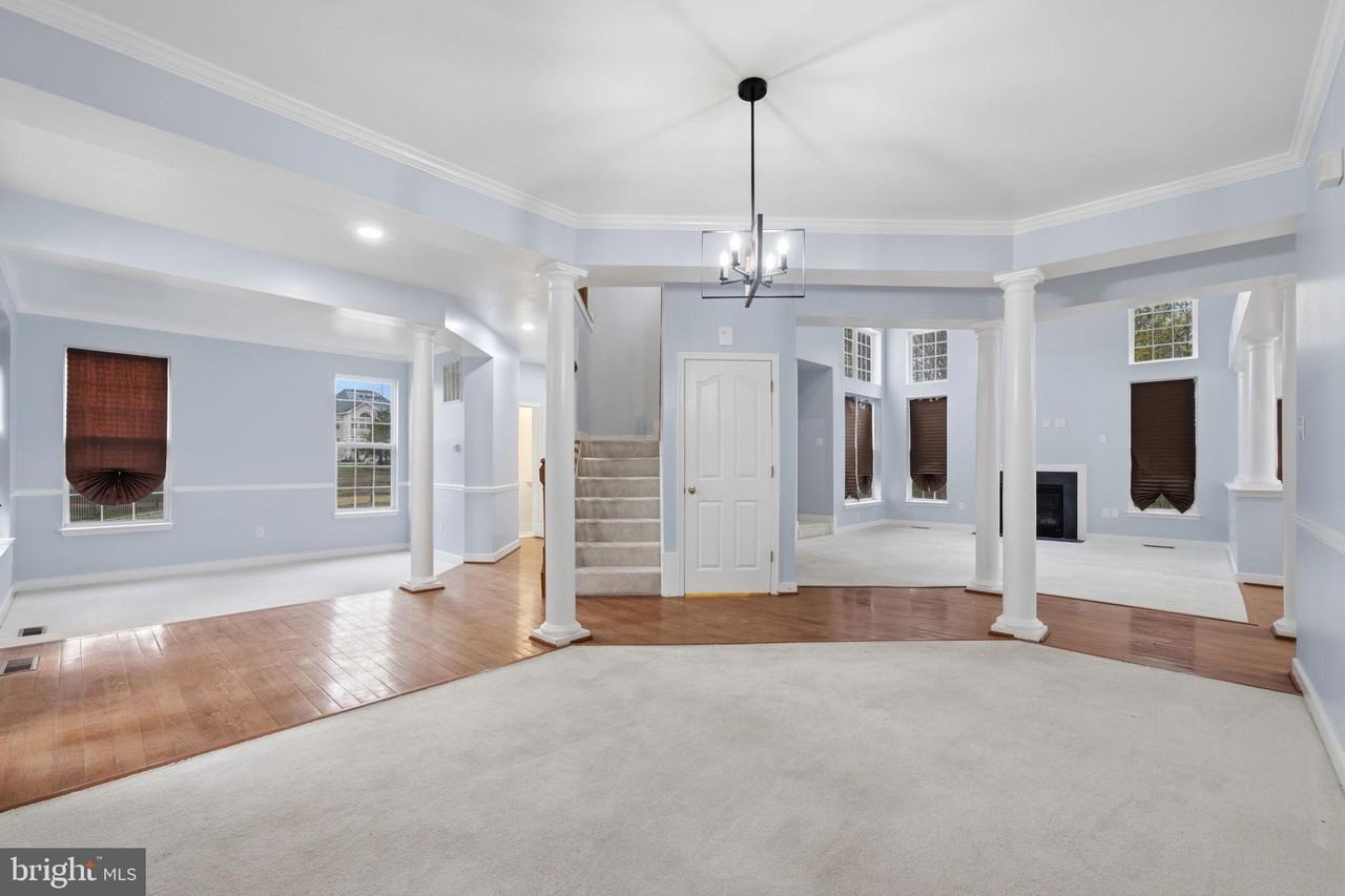 9485 Vess Ct - Photo 6 of 44