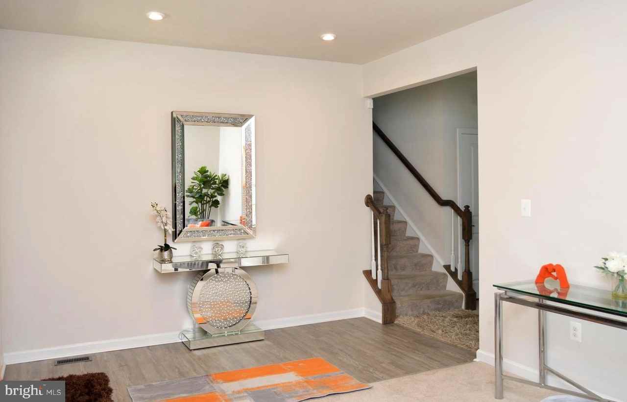 5520 Ivy Hill Dr - Photo 3 of 32