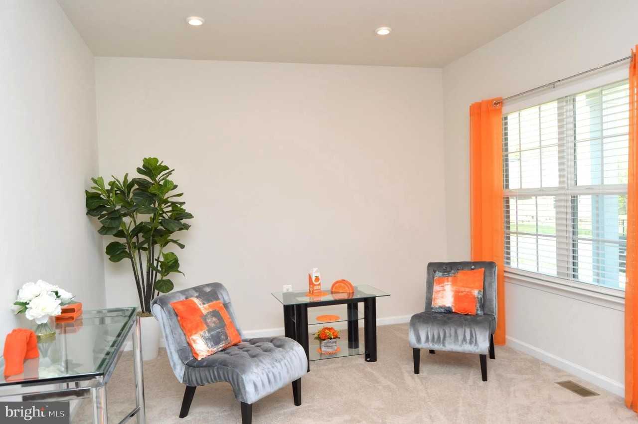 5520 Ivy Hill Dr - Photo 4 of 32