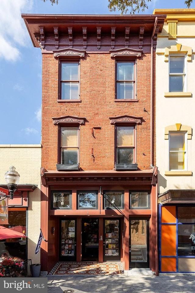 7 N Loudoun St Unit 1/2 - Photo 2 of 40