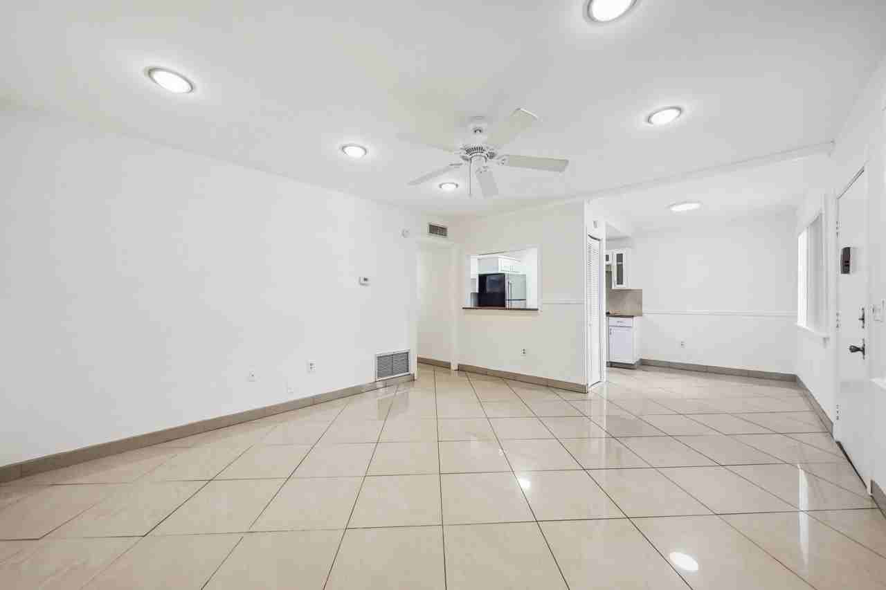 2878 Donnelly Dr - Photo 5 of 21