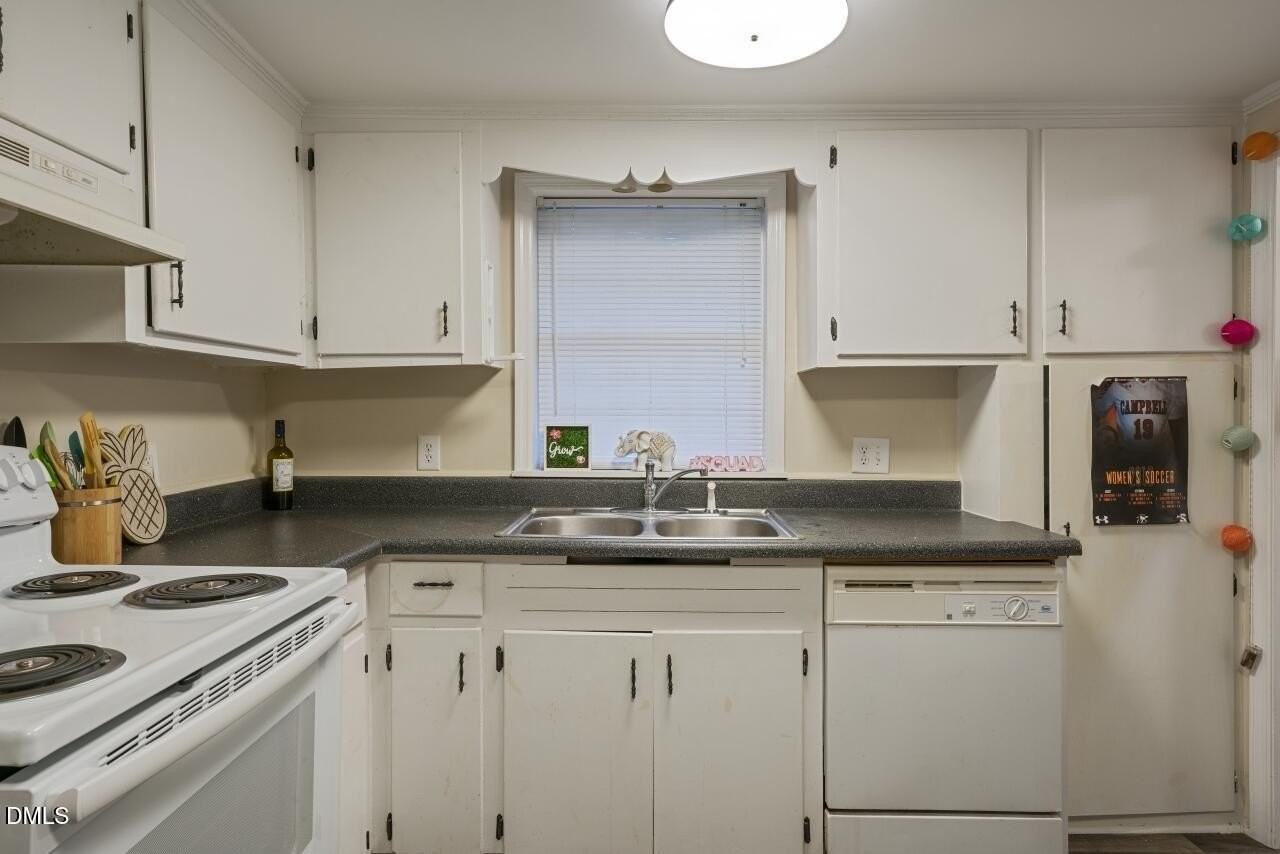 504 Main St - Photo 4 of 10