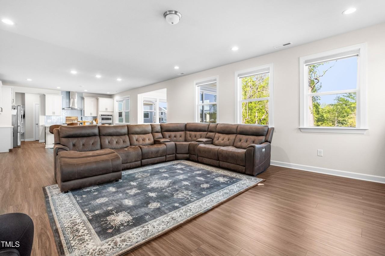 132 Yellow River Way - Photo 2 of 22