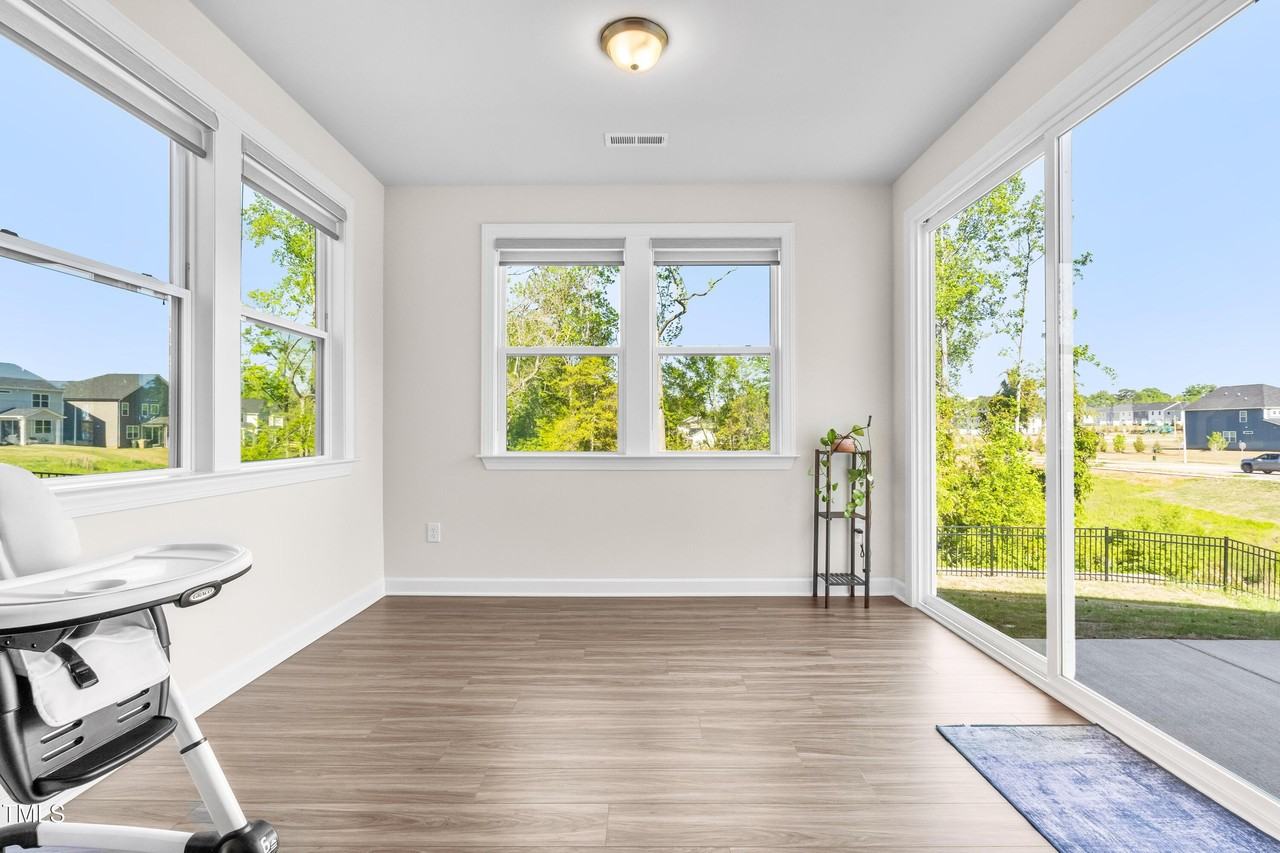 132 Yellow River Way - Photo 4 of 22