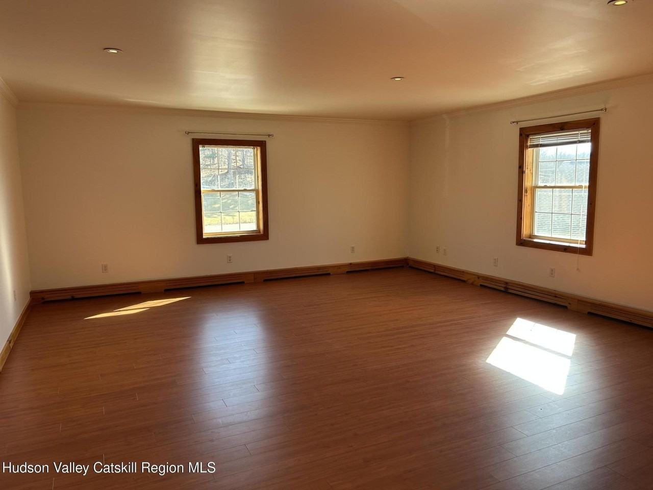 605 State Route 295 Apt 2w - Photo 6 of 10