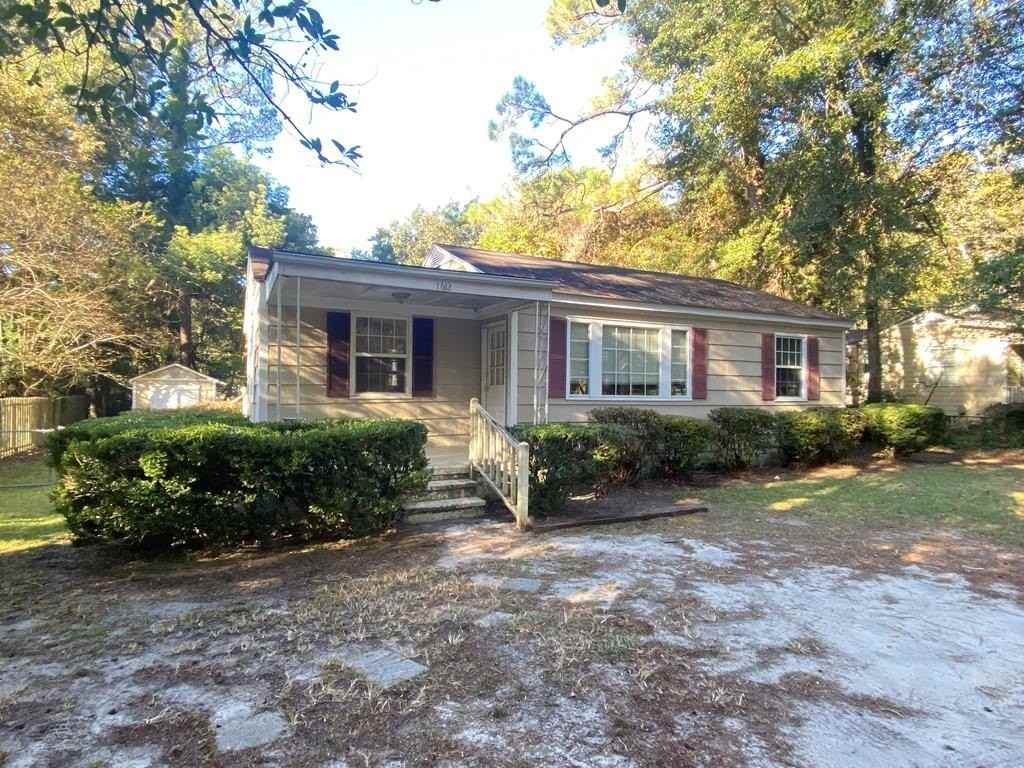 1612 Beauford Pl - Photo 2 of 11