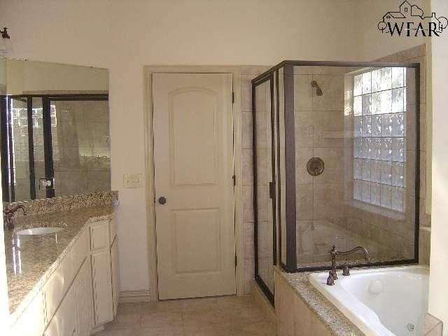 8 Maplewood Ct - Photo 7 of 24