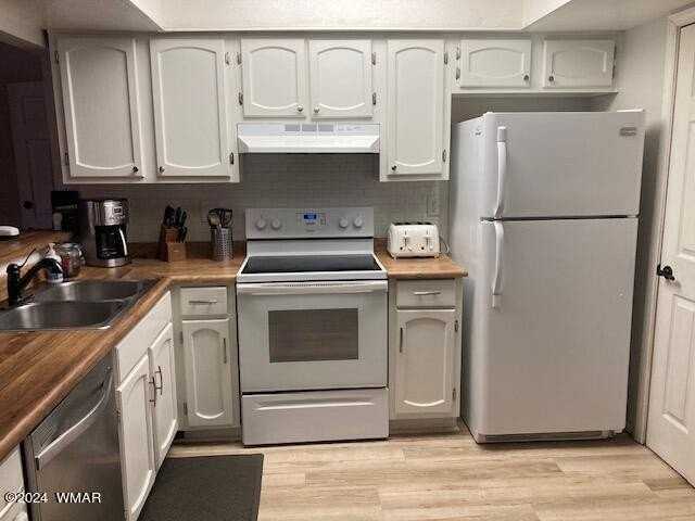 2670 Snow Slope Way - Photo 5 of 18