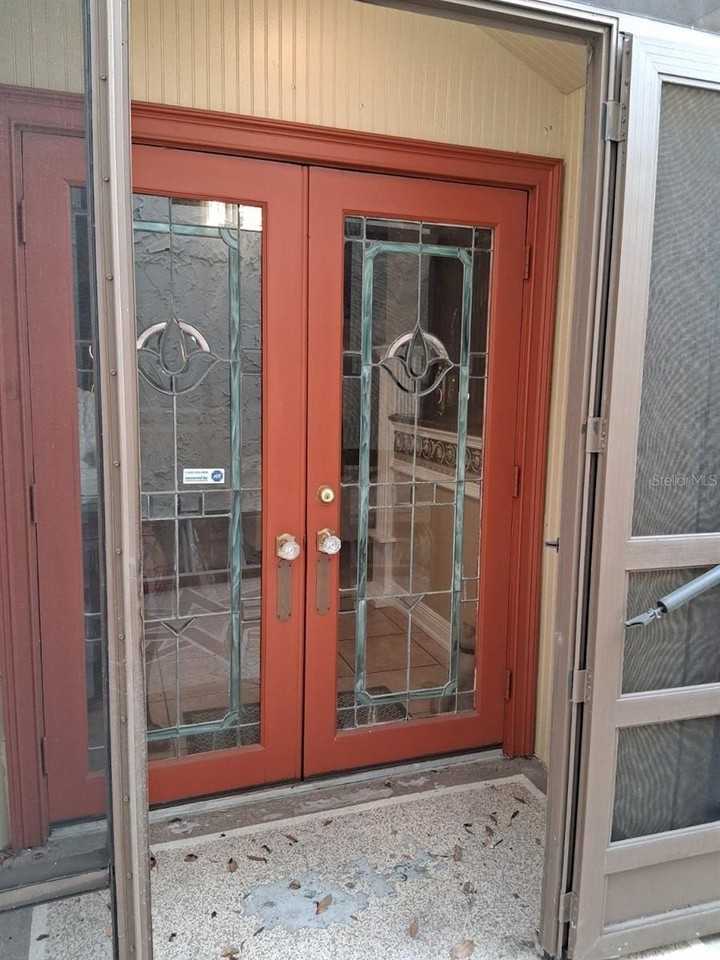 12213 Saddle Strap Row - Photo 4 of 32