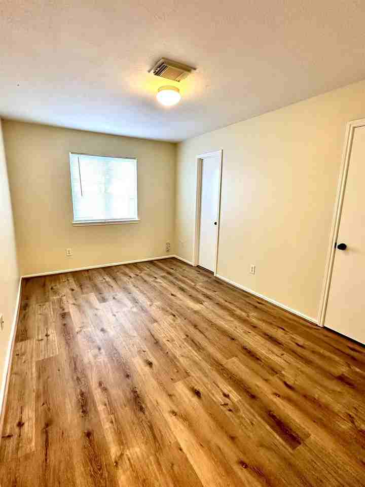 1838 Strongs Ct - Photo 5 of 13