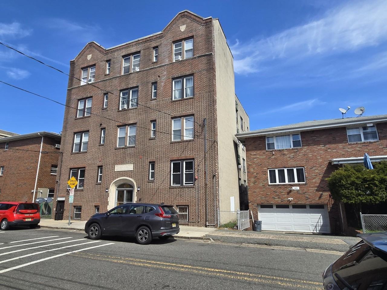 289 Day Ave ##A2 - Photo 6 of 6