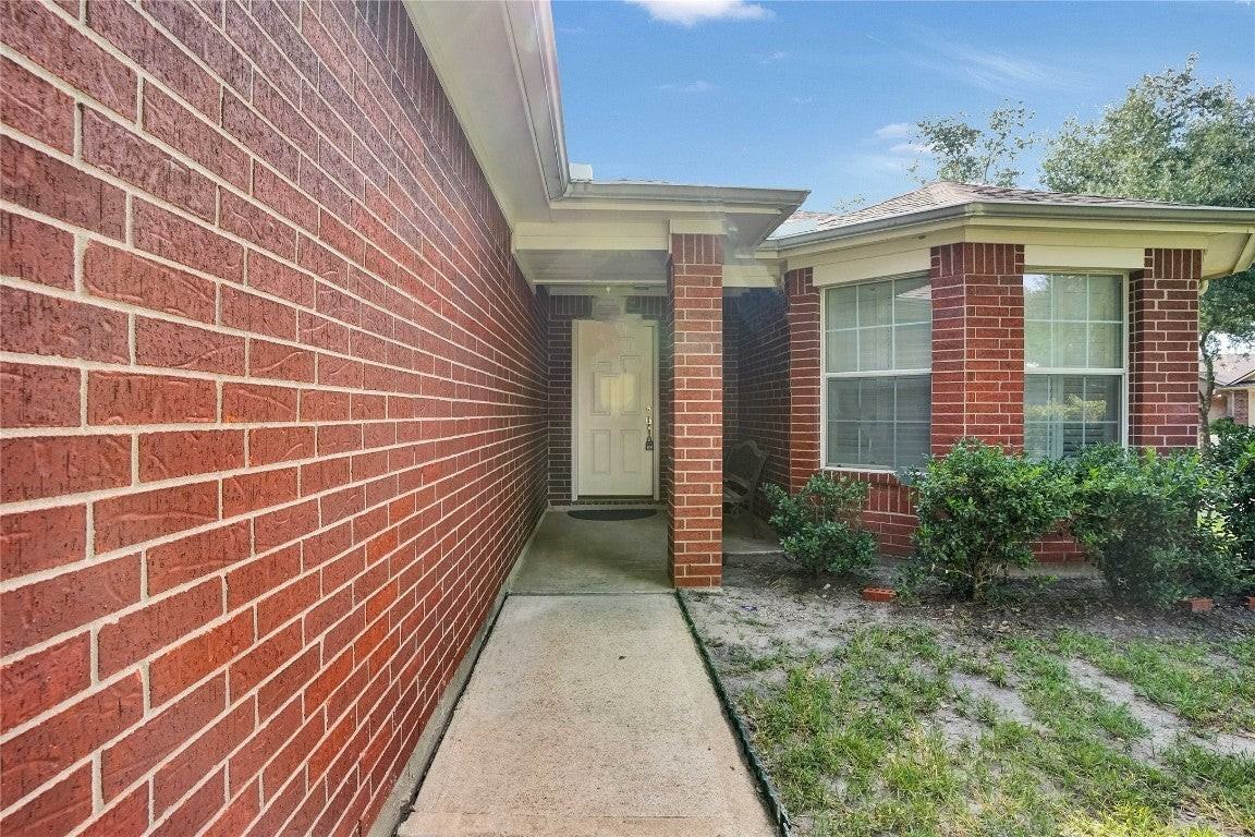 14602 Windwood Park Ln - Photo 2 of 23