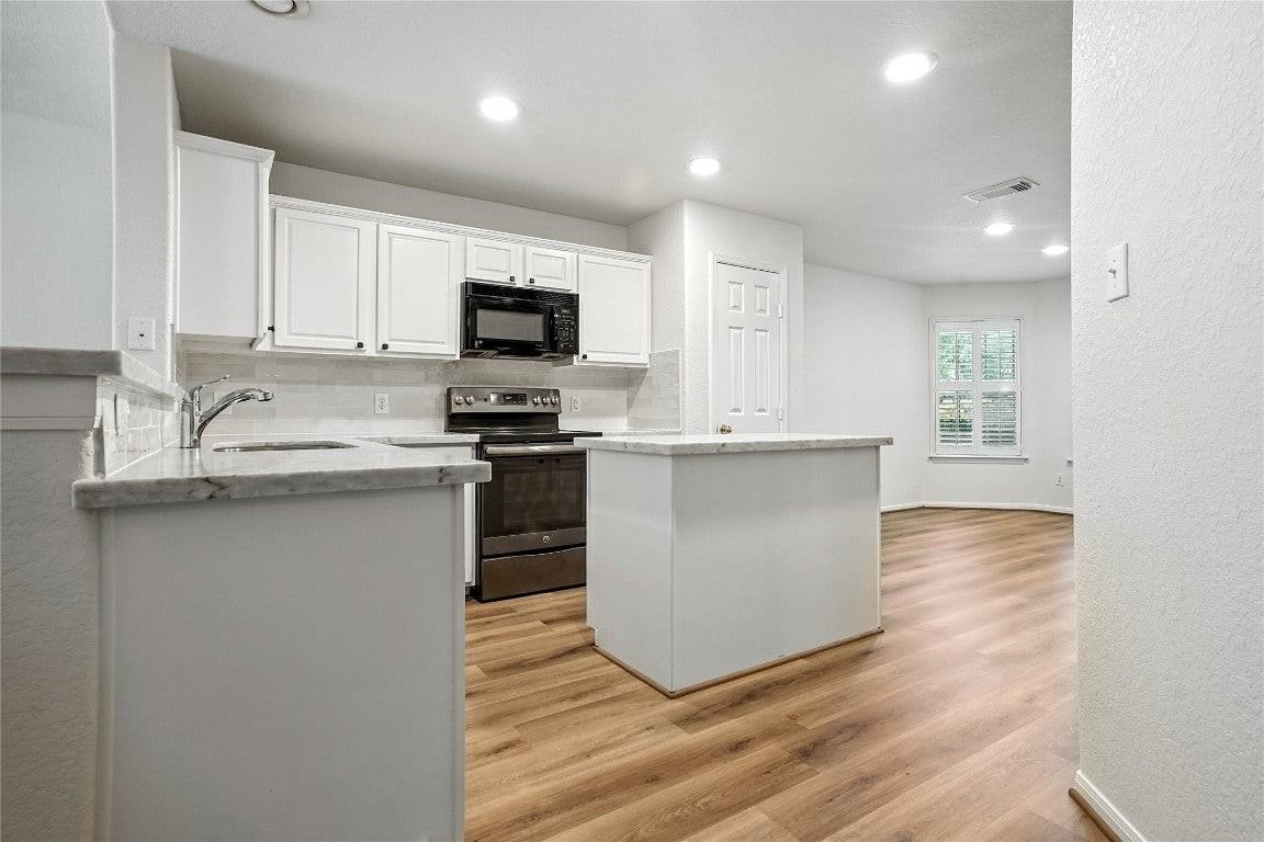 14602 Windwood Park Ln - Photo 7 of 23