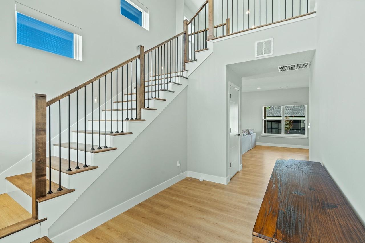 540 Angels Rest Way - Photo 6 of 43