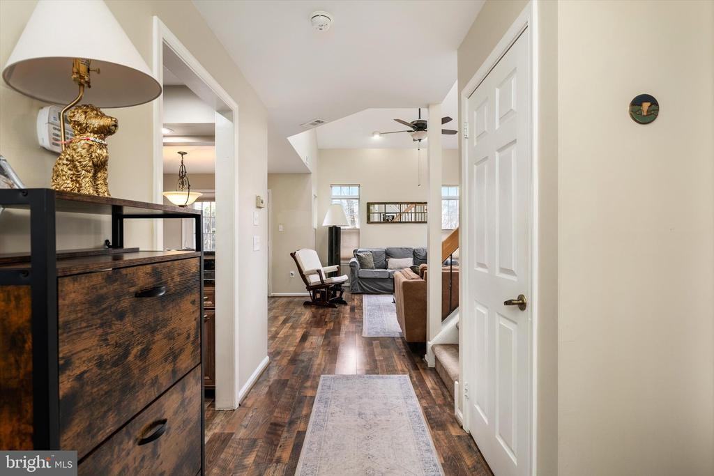 31 Cypress Pl - Photo 4 of 27