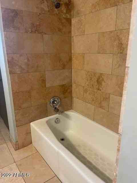 8425 E Bonita Dr - Photo 4 of 35