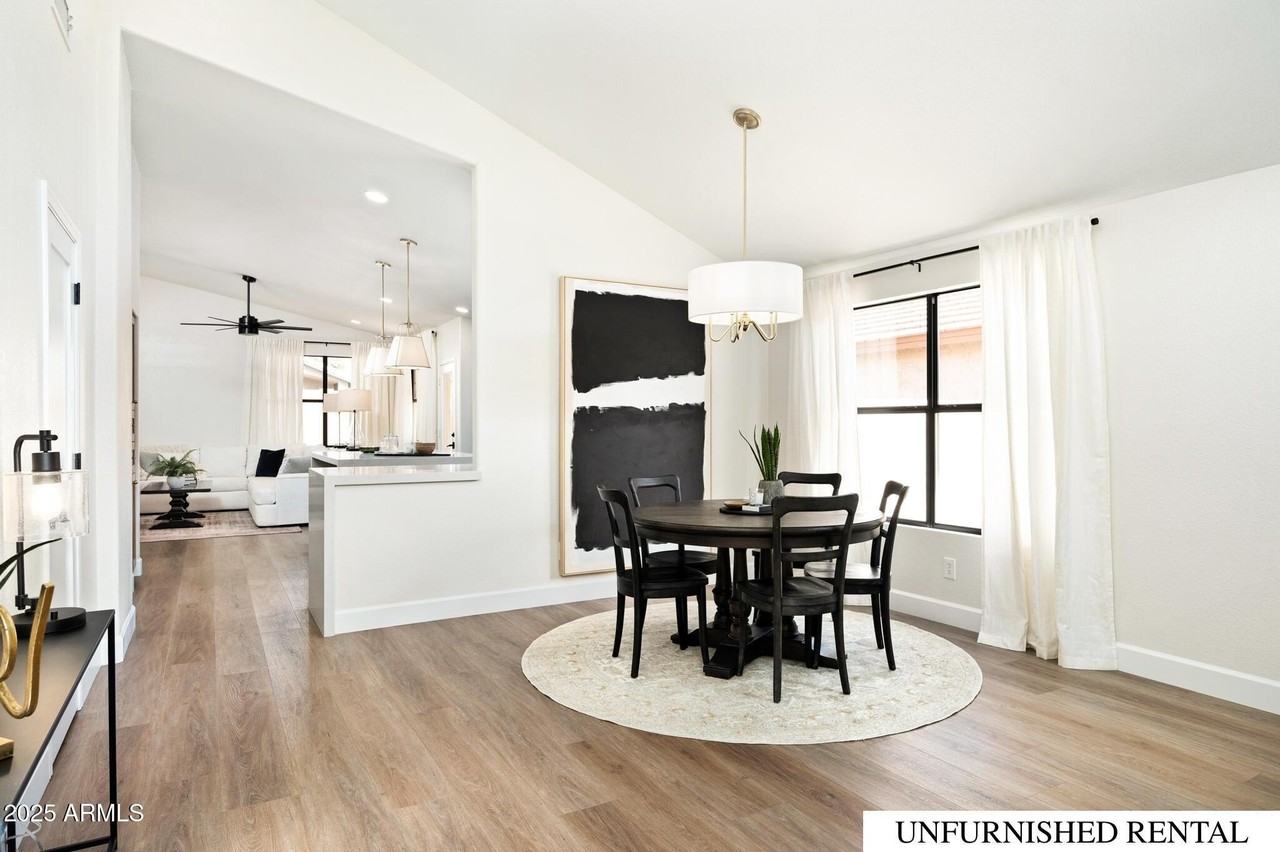 4706 E Jaeger Rd - Photo 5 of 30