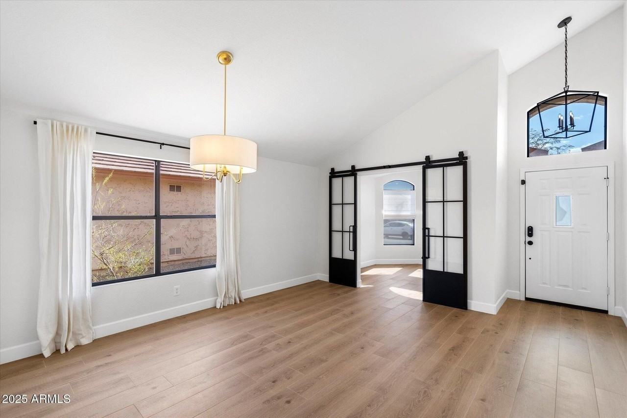 4706 E Jaeger Rd - Photo 6 of 30