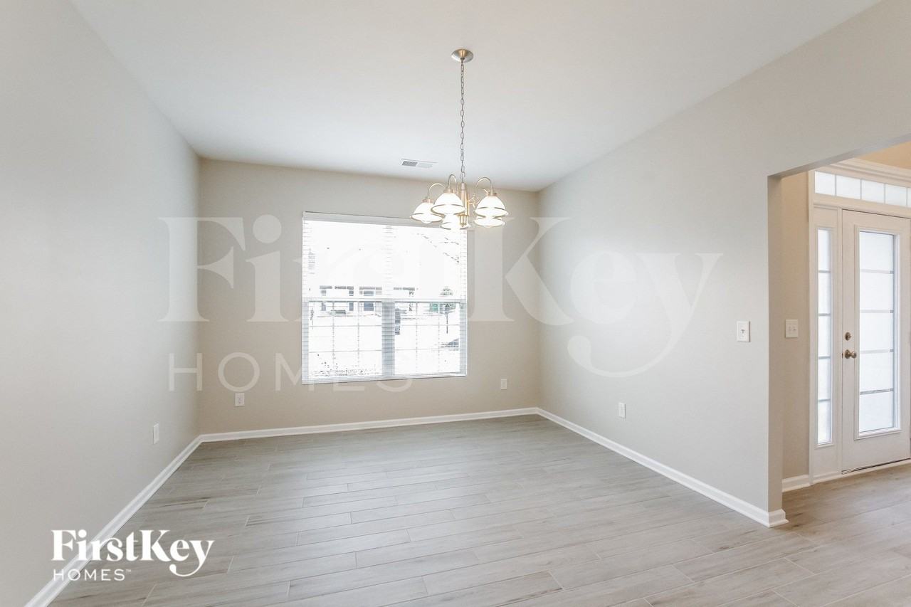 9808 Loughlin Ln - Photo 3 of 15