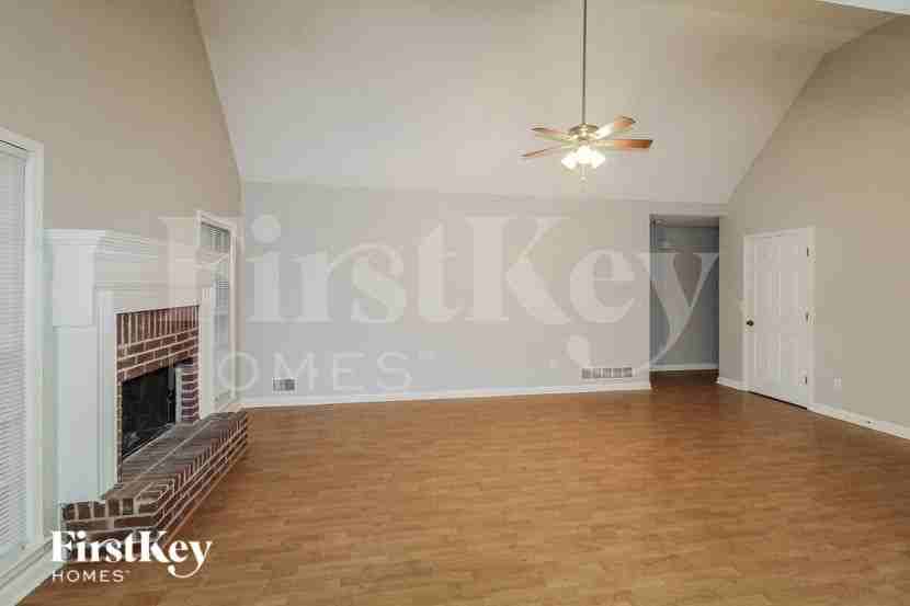 4725 Diggers Way - Photo 3 of 16