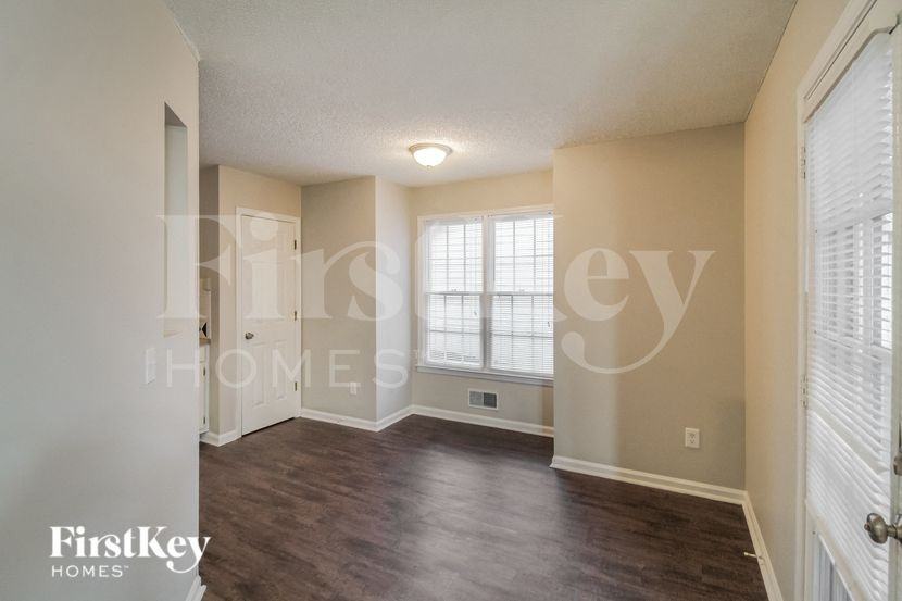 4725 Diggers Way - Photo 4 of 16