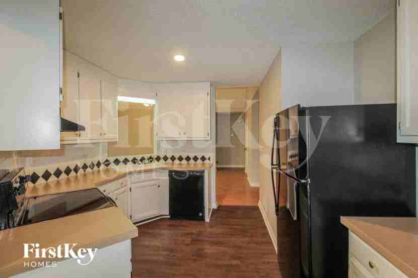 4725 Diggers Way - Photo 5 of 16