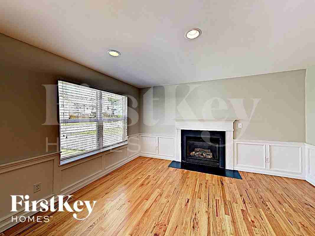 227 Spring Borough Dr - Photo 7 of 18