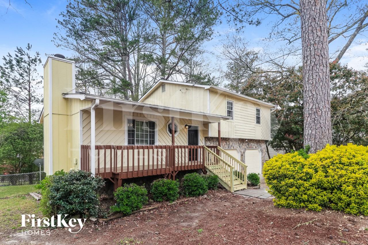 1705 Olde Oak Dr - Photo 2 of 16