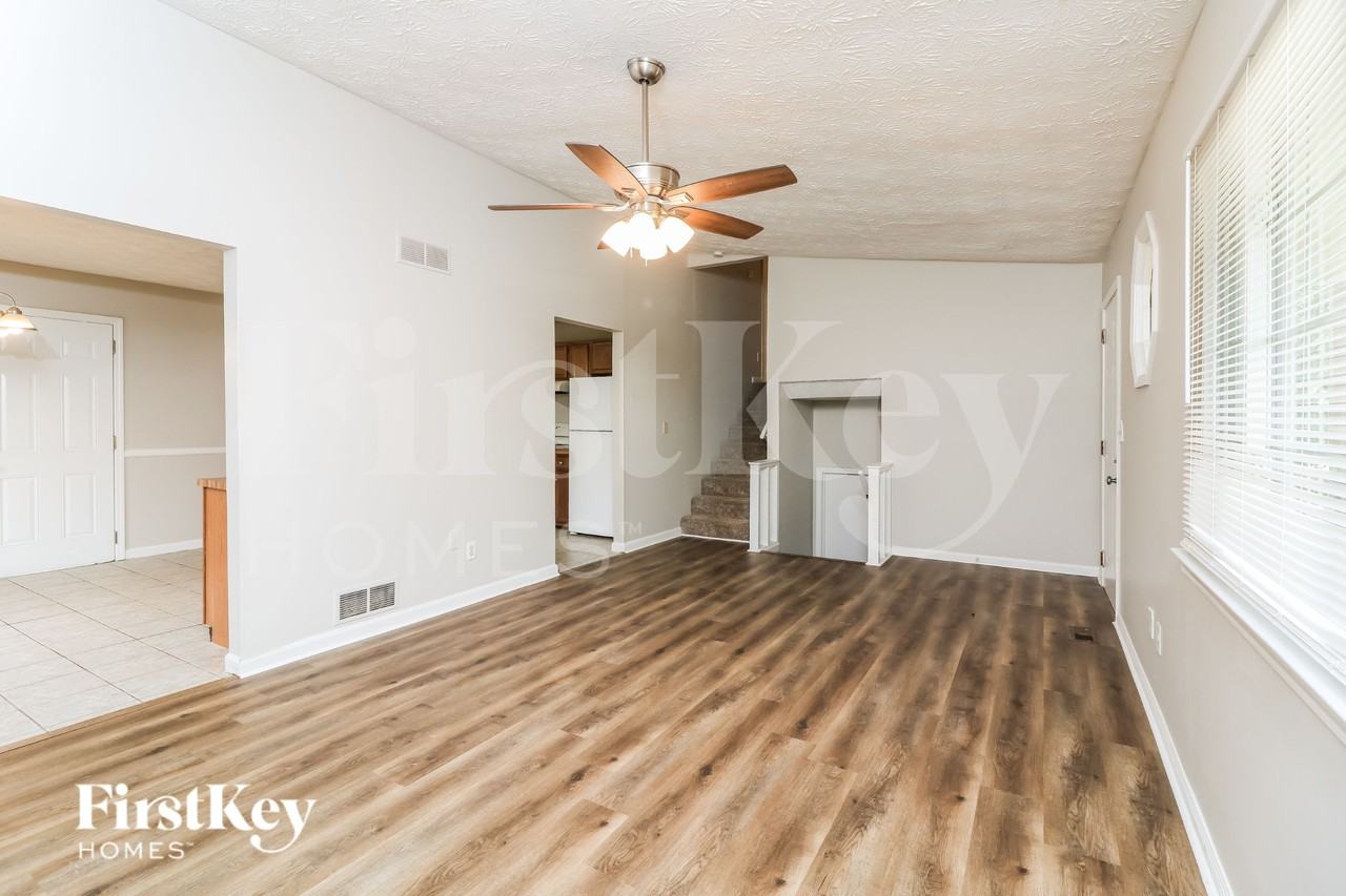 1705 Olde Oak Dr - Photo 6 of 16