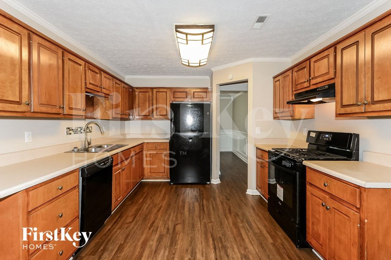 149 Brentwood Way - Photo 5 of 15