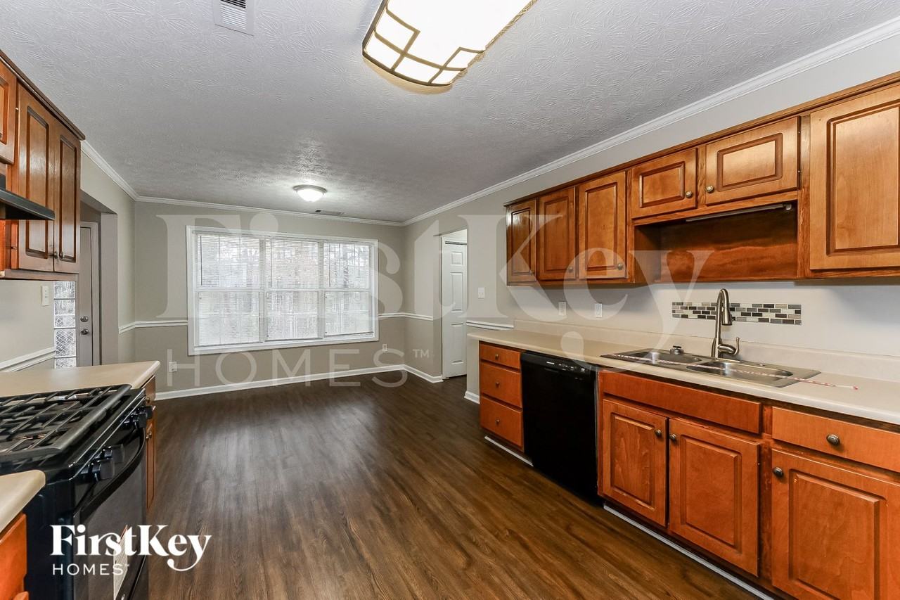 149 Brentwood Way - Photo 6 of 15