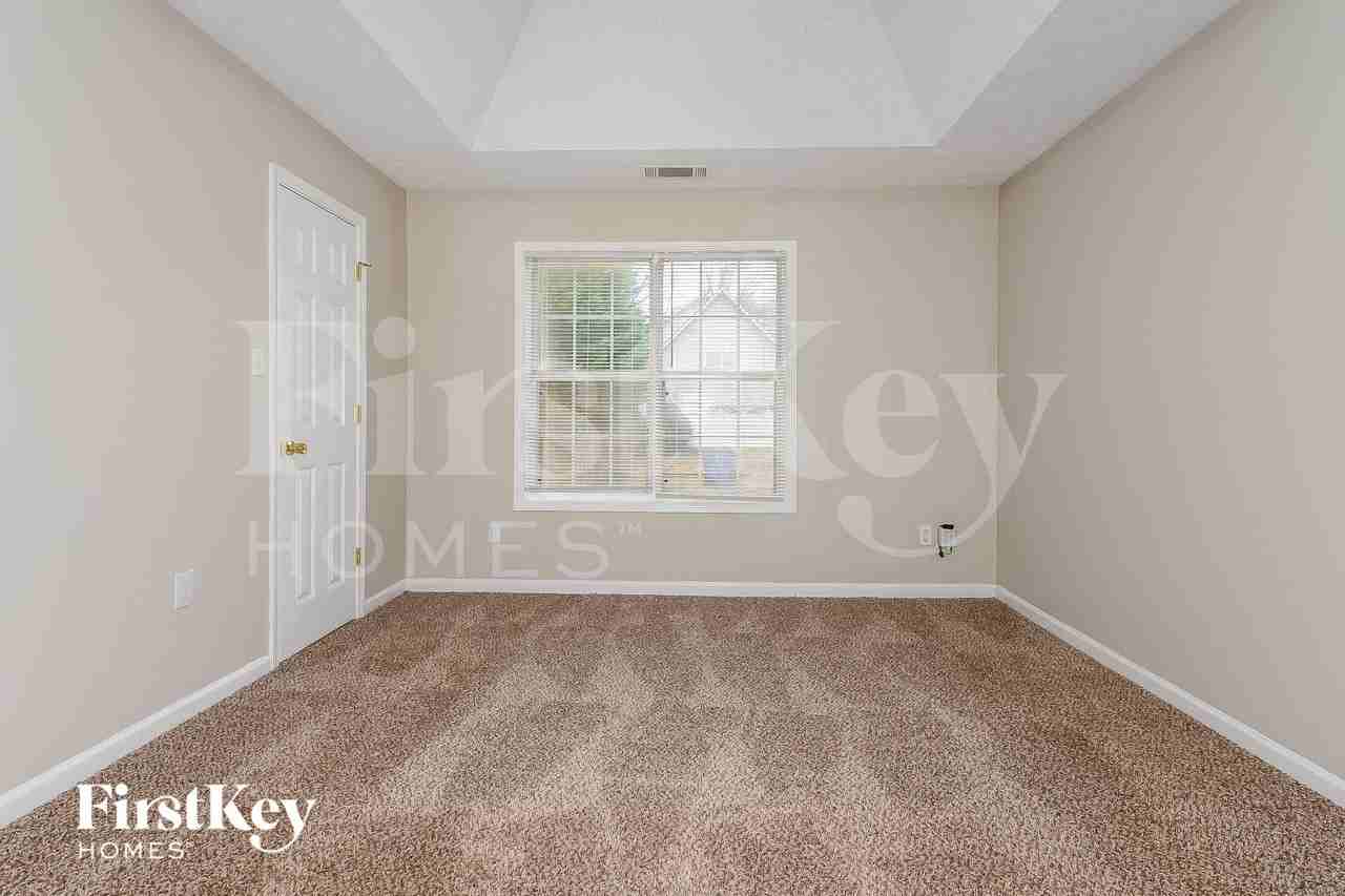 149 Brentwood Way - Photo 7 of 15