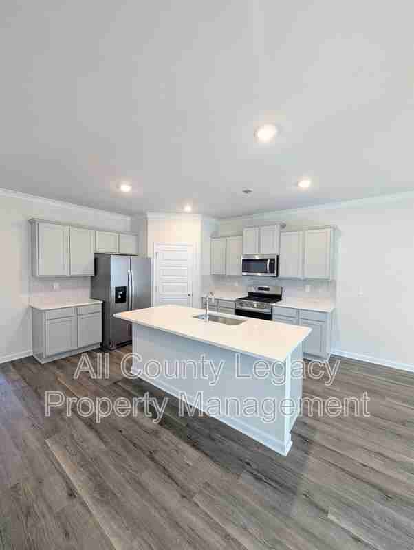 2969 Champions Way - Photo 2 of 15