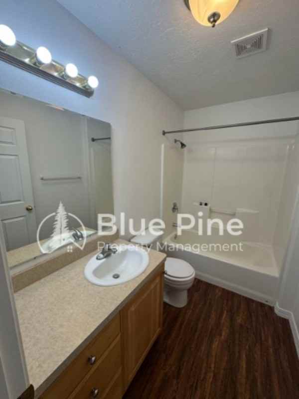 707 S 5th W #3800 - Photo 4 of 8