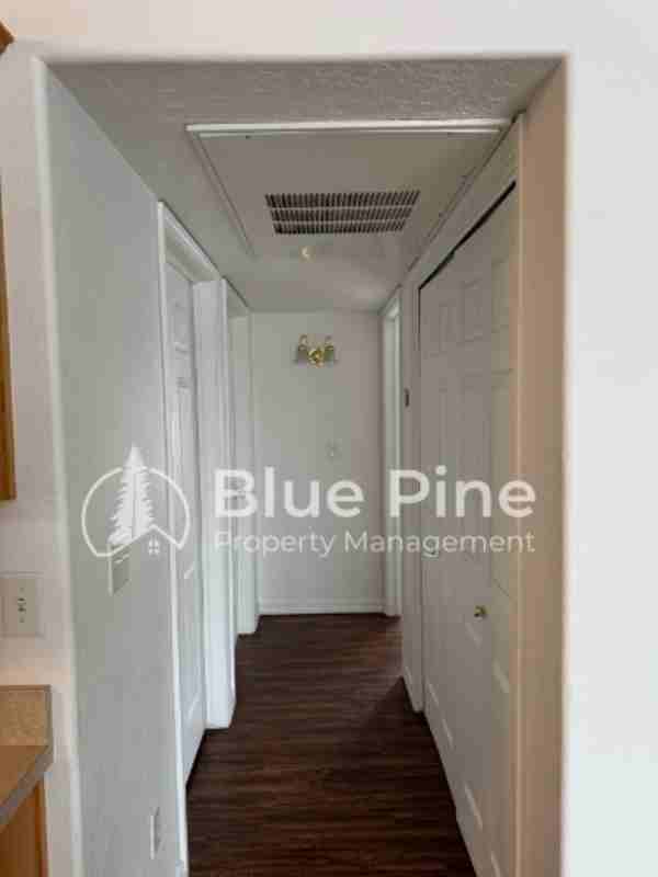 707 S 5th W #3800 - Photo 5 of 8