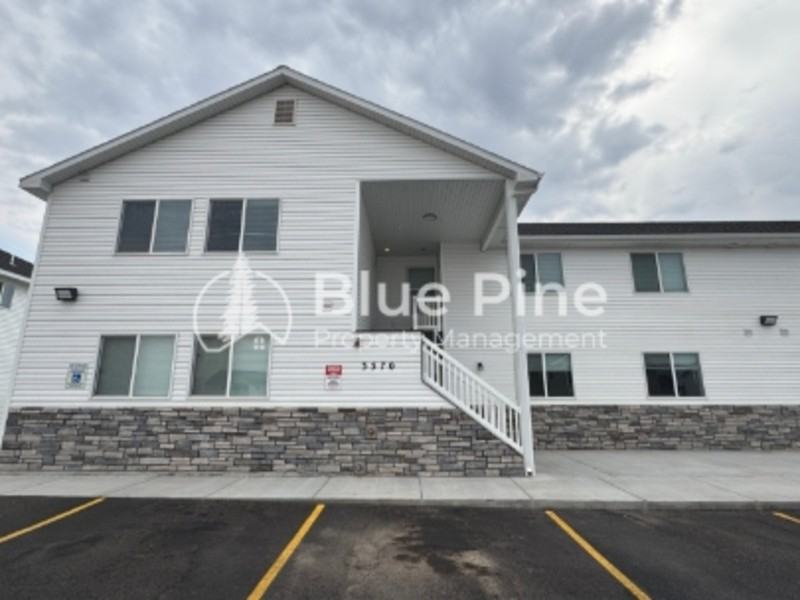 3570 E Colt Cir #6
