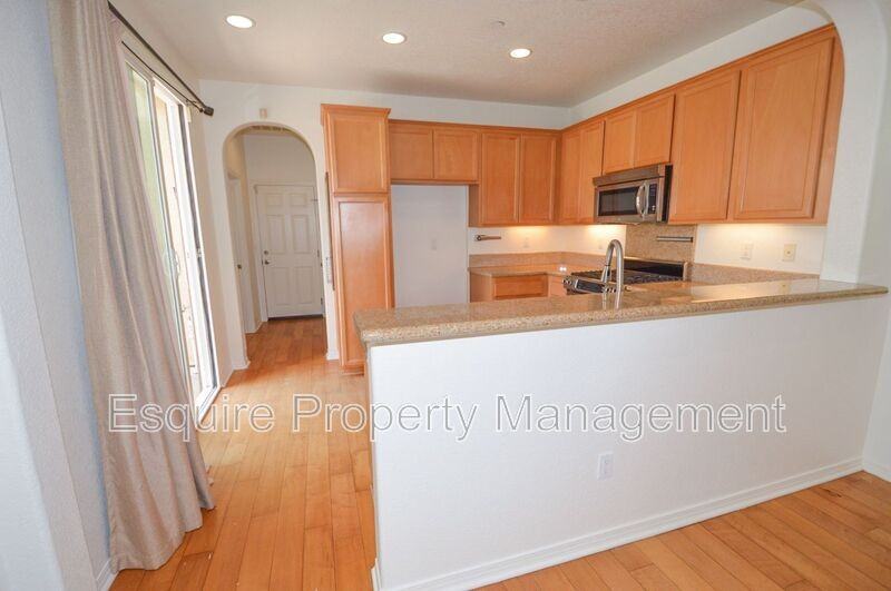 3055 Nimes Ln - Photo 4 of 28