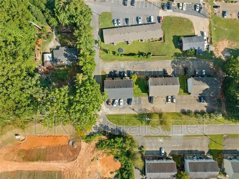 350 Herndon Way - Photo 5 of 5