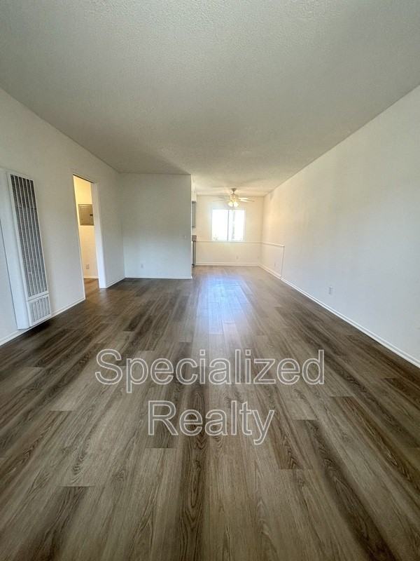 824 E Windsor Rd #11 - Photo 2 of 9