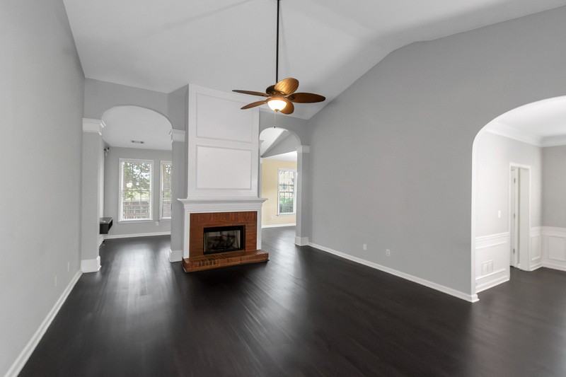 732 Tanners Point Dr - Photo 5 of 11