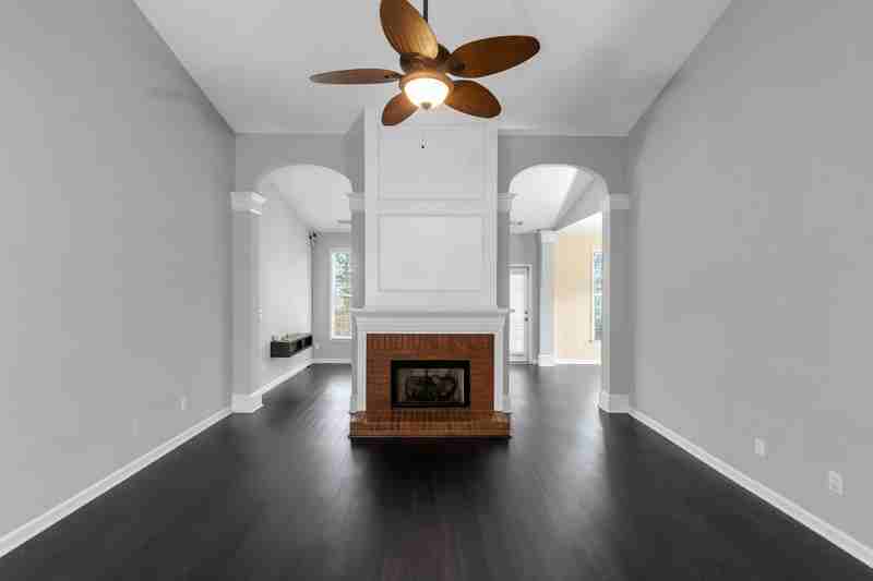 732 Tanners Point Dr - Photo 6 of 11