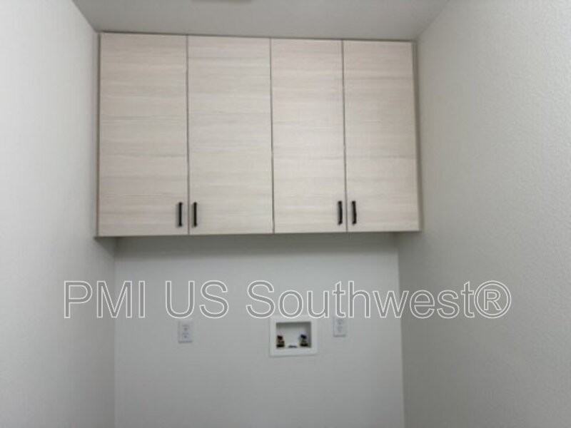 405 Anna Cir #A - Photo 5 of 22